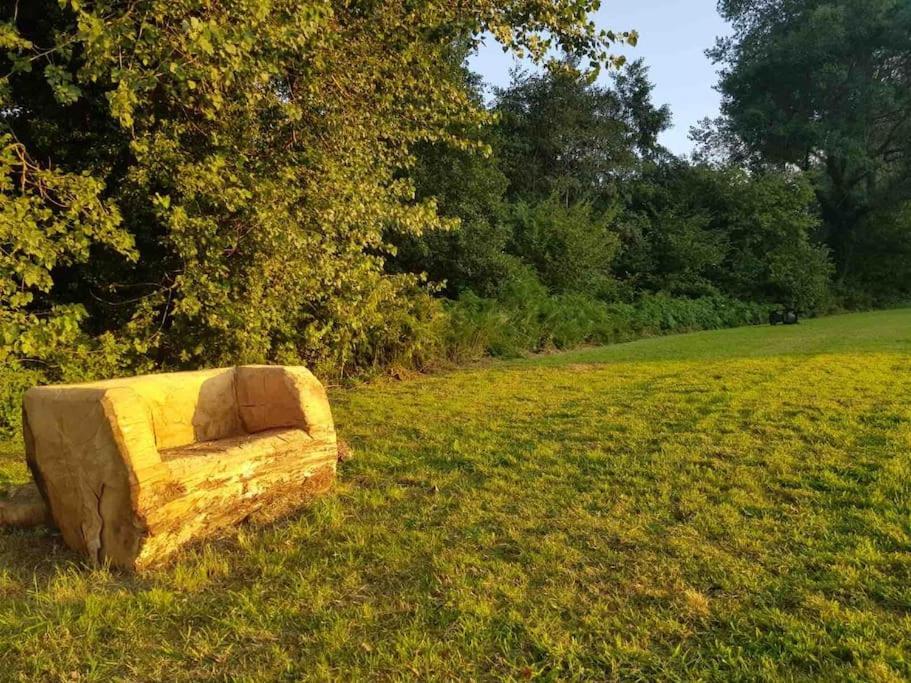 Moors Wood Relaxing ,Tranquil Retreat With Hot Tub Chippenham (Wiltshire) Exterior foto